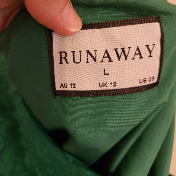 Runaway Serita Green One Shoulder Dress with side cut out. Embossed print. Large - Picture 5 of 5